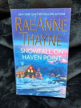 Snowfall on Haven Point Paperback Novel